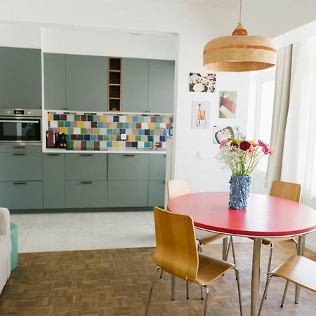 Centrally Located Apartment Close To The Beach Oostende Eksteriør bilde