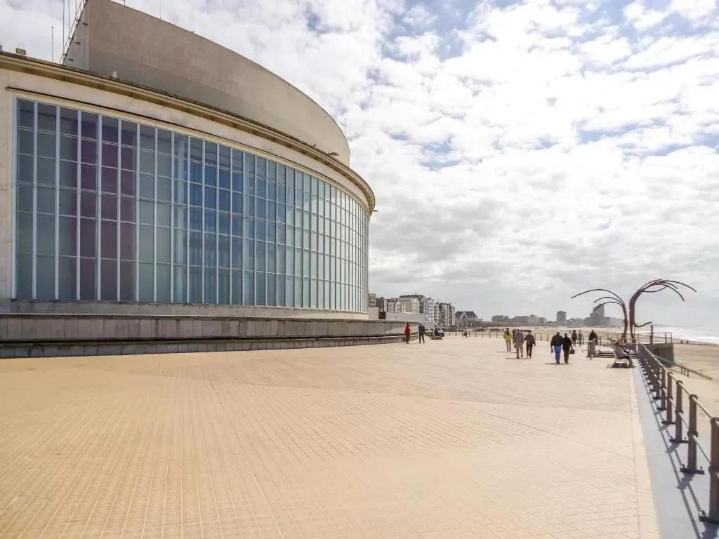 Centrally Located Apartment Close To The Beach Oostende Eksteriør bilde
